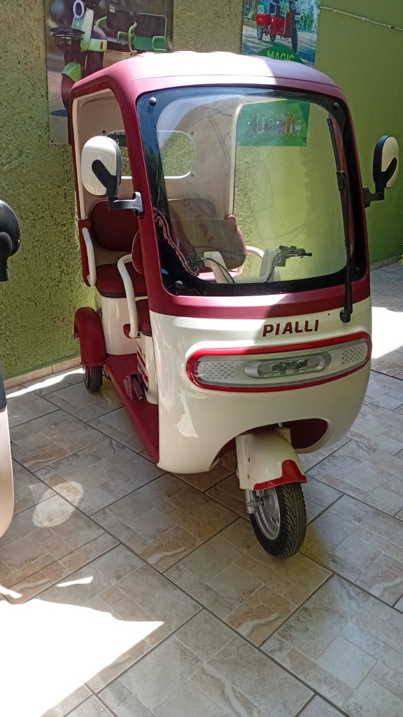 Triciclo Eléctrico PIALLI GOLF Y PRO